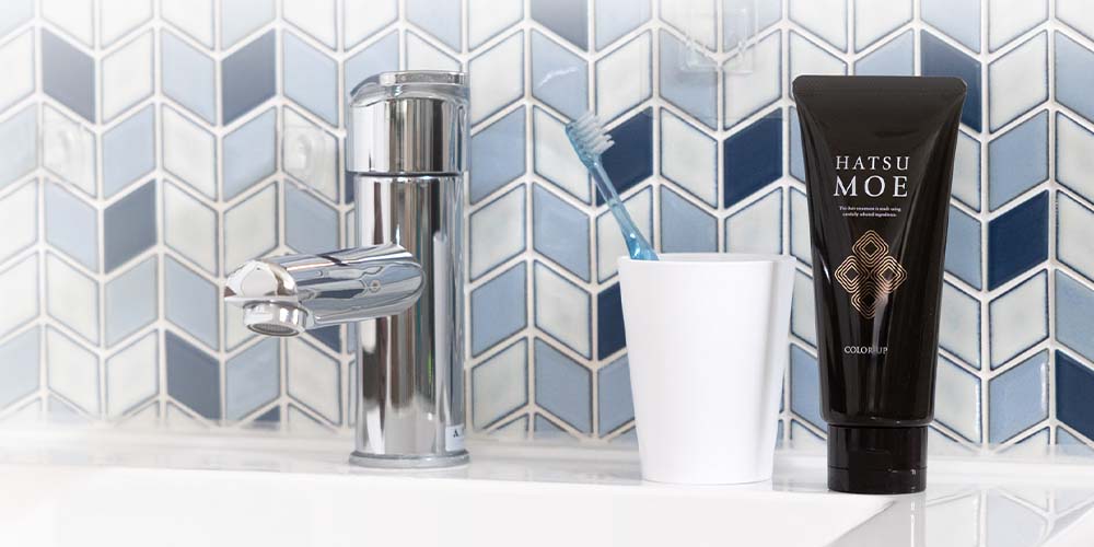 エレガントなチューブパッケージデザイン