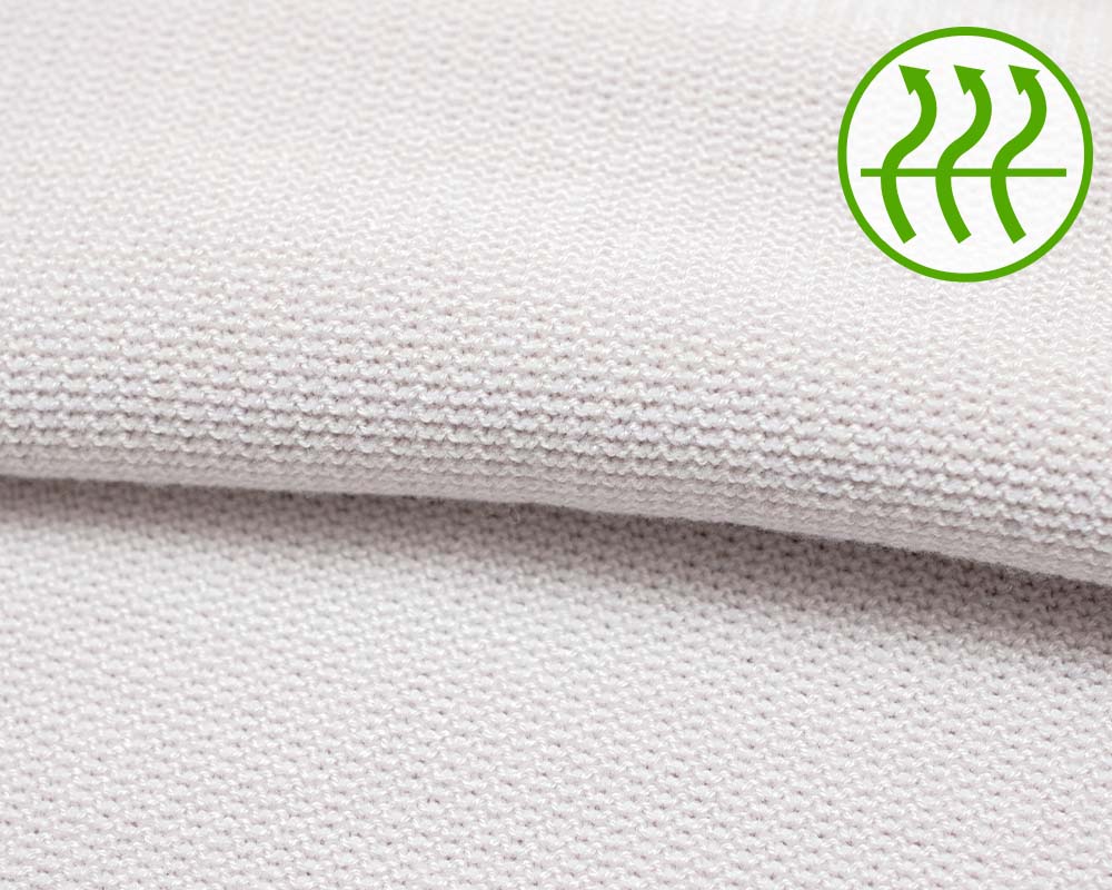 天然の抗菌・消臭作用でニオイも気になりません。汗をかいてもムレずにサラッと快適。